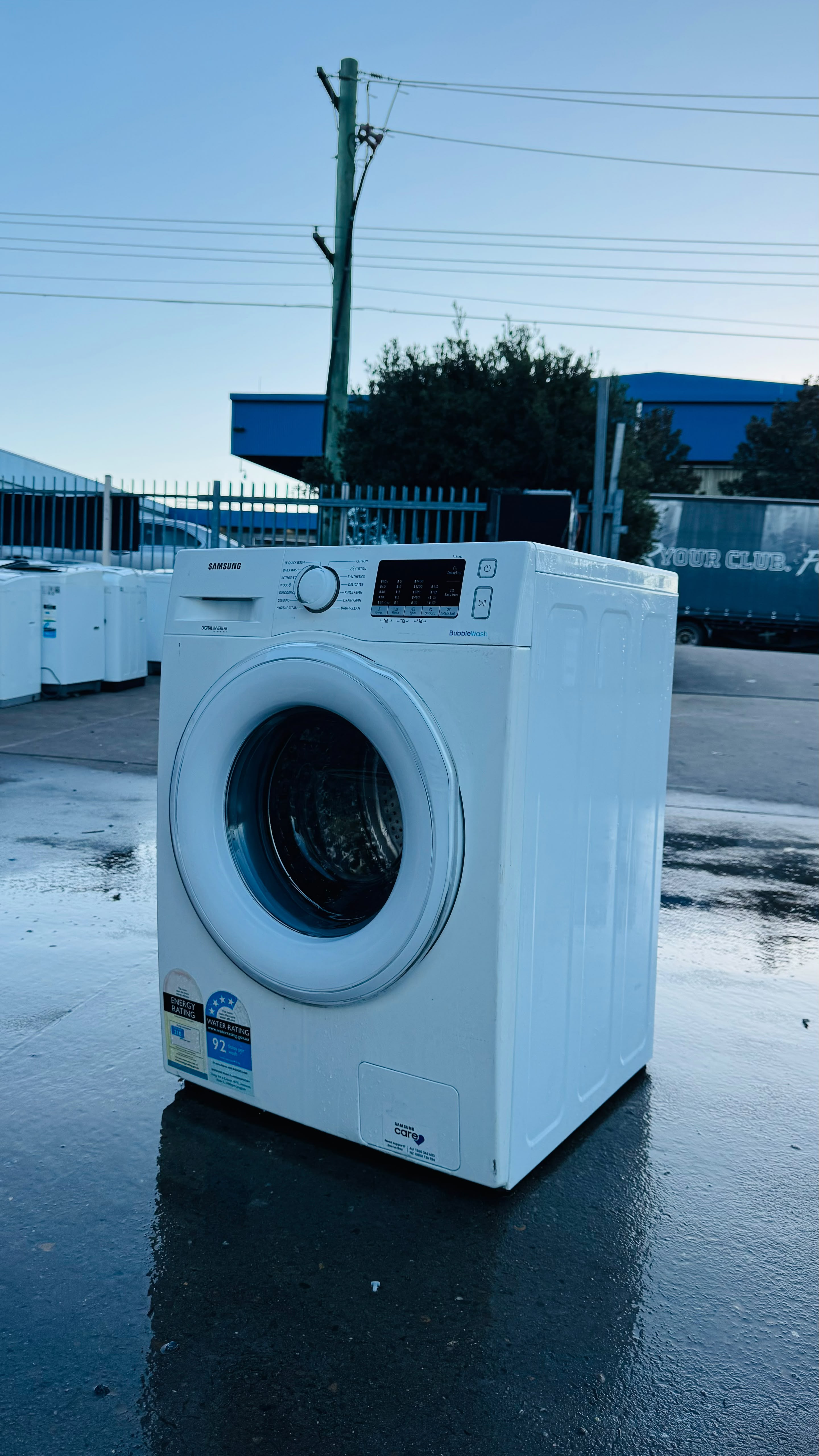 SAMSUNG 9.5KGS FRONT LOADER WASHING MACHINE