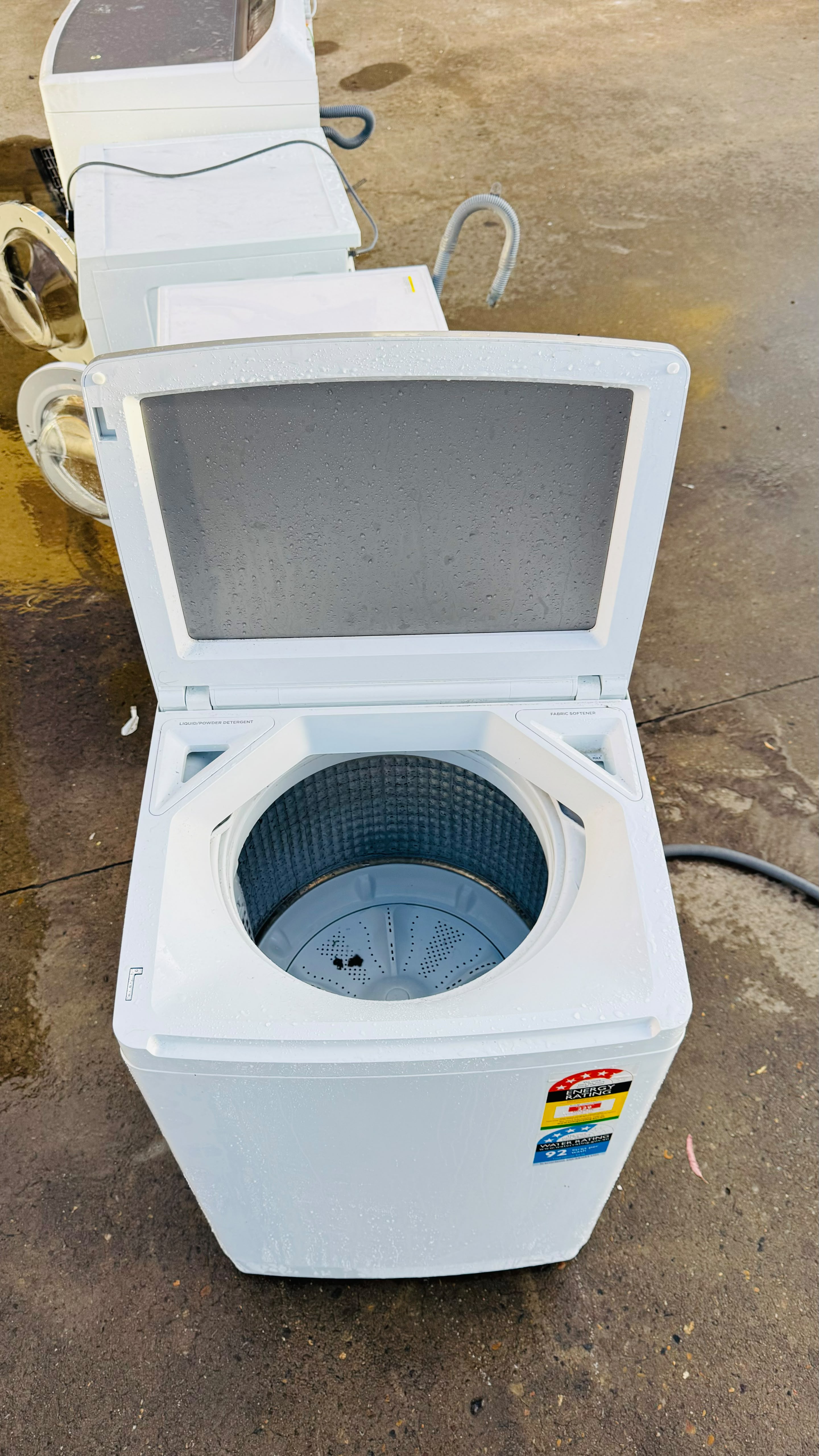 FISHER AND PAYKEL 9KGS TOP LOADER WASHING MACHINE