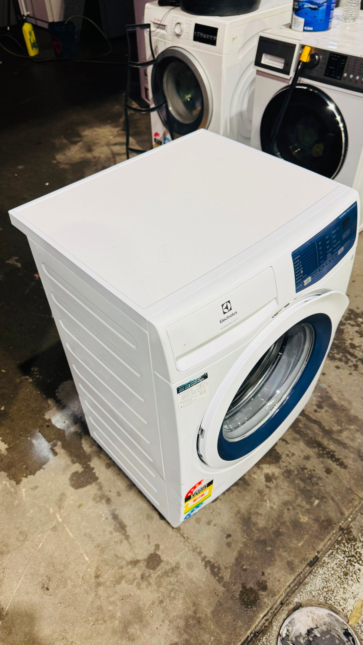 ELECTROLUX 7.5KGS FRONT LOADER WASHING MACHINE