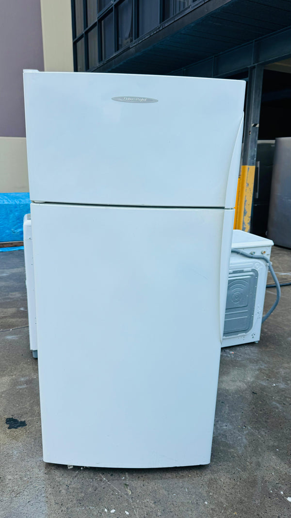 FISHER AND PAYKEL 519 LITRES FRIDGE FREEZER