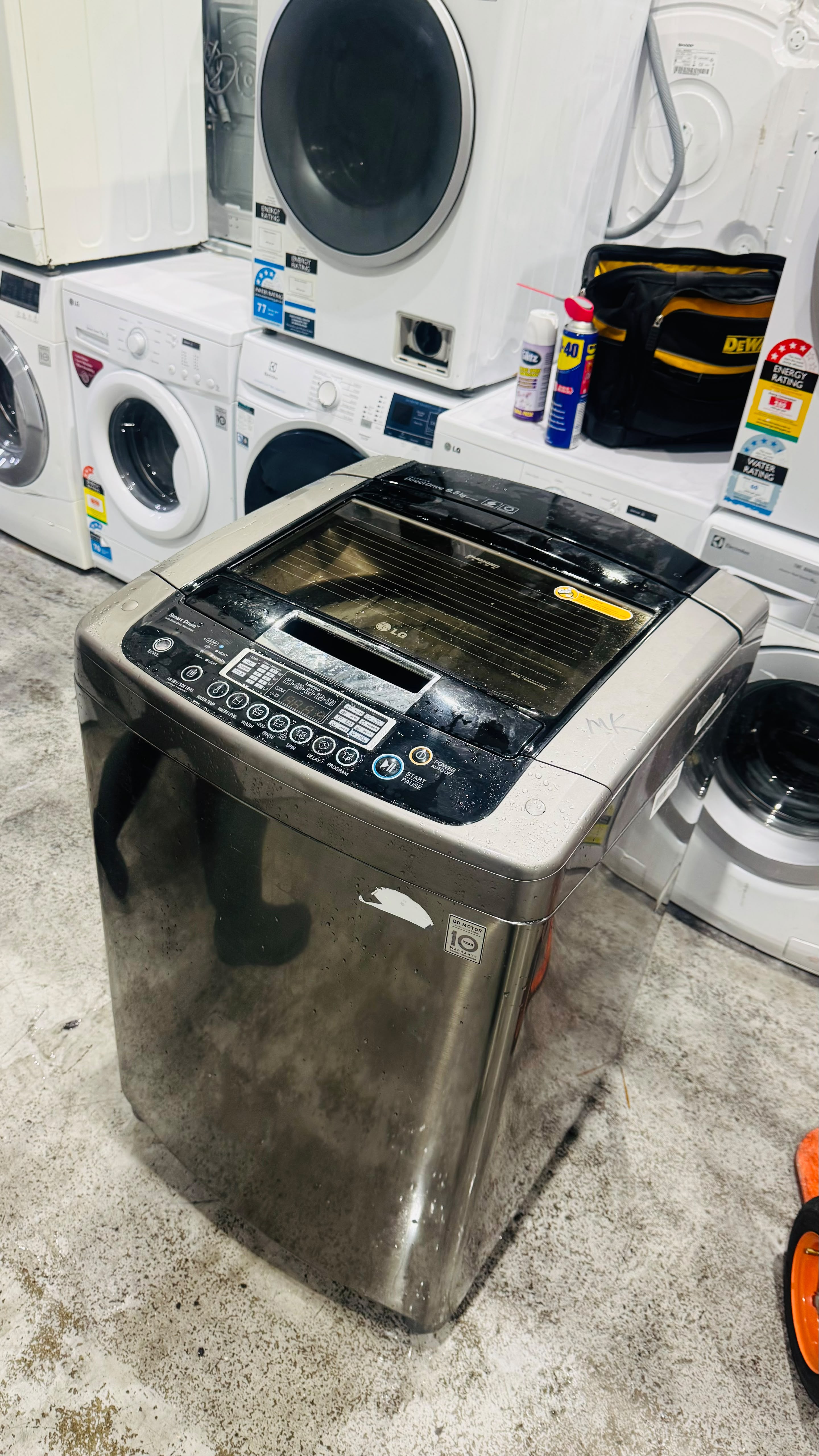 LG 9.5KGS TOP LOADER WASHING MACHINE