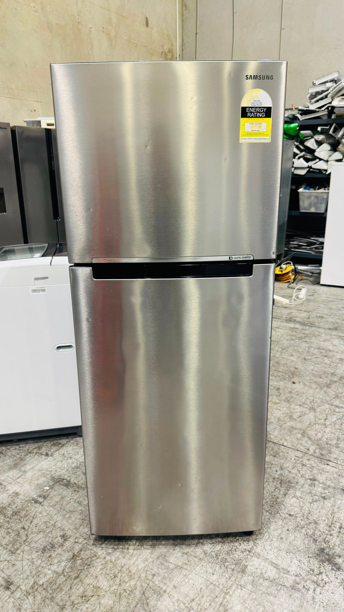 SAMSUNG 343 LITRES FRIDGE FREEZER & LG 7.5KGS FRONT LOADER COMBO