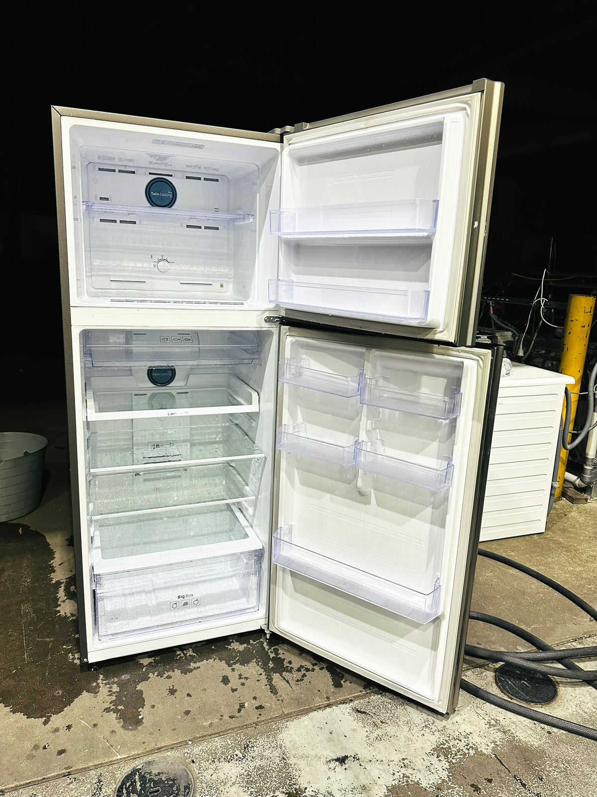 SAMSUNG 471 LITRES FRIDGE FREEZER