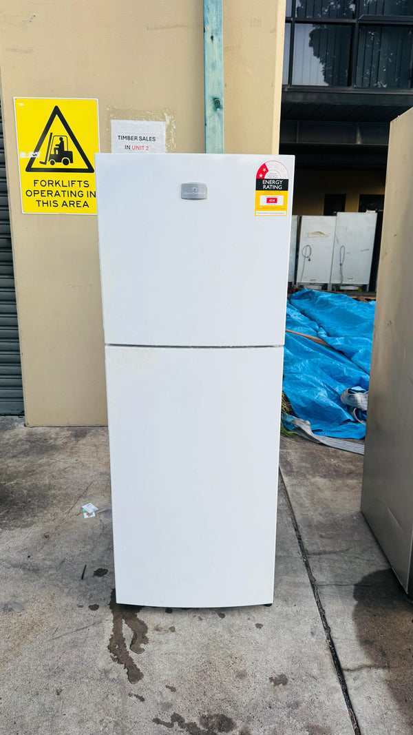 KELVINATOR 245 LITRES FRIDGE FREEZER