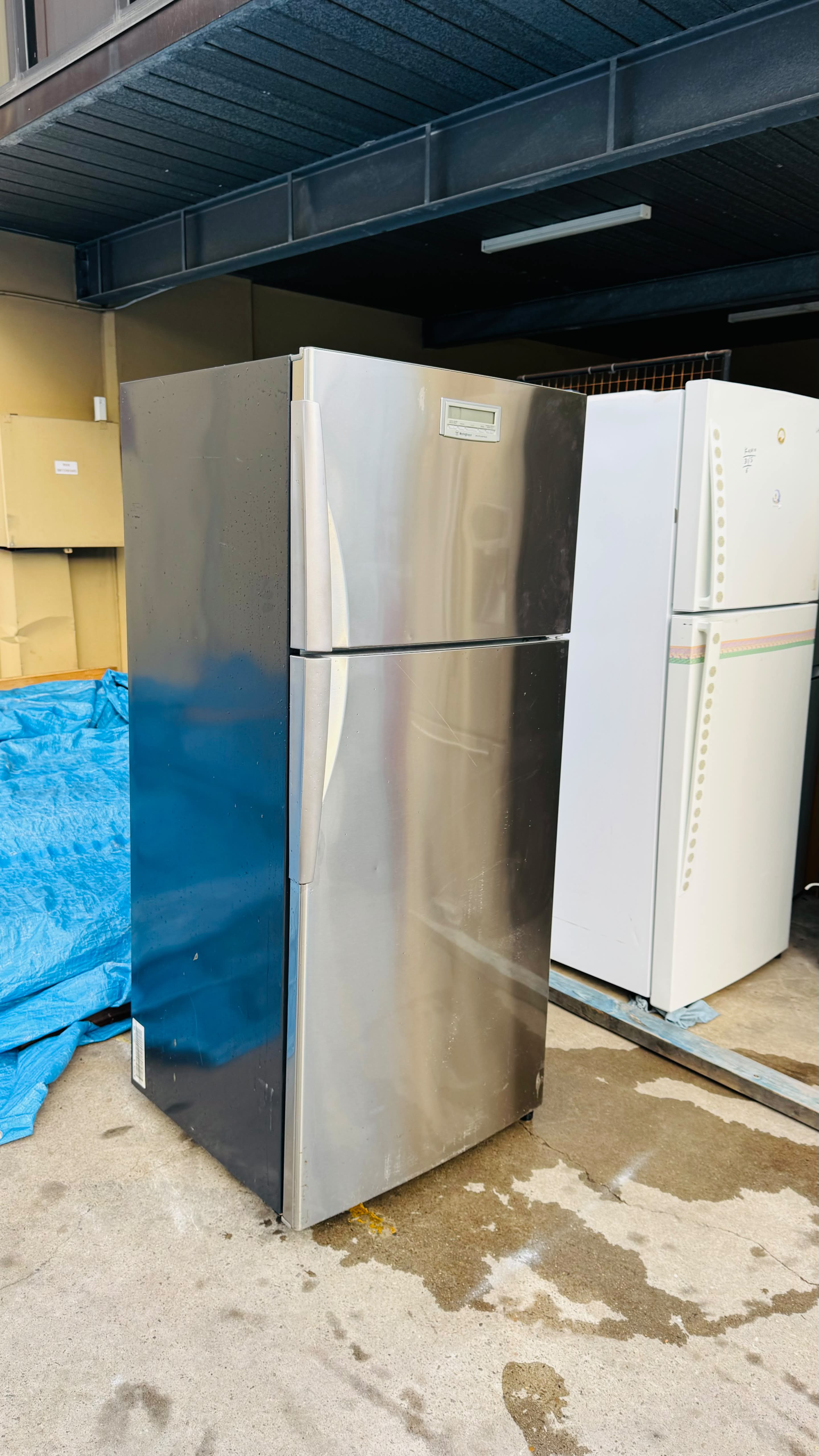 WESTINGHOUSE 416 LITRES FRIDGE FREEZER