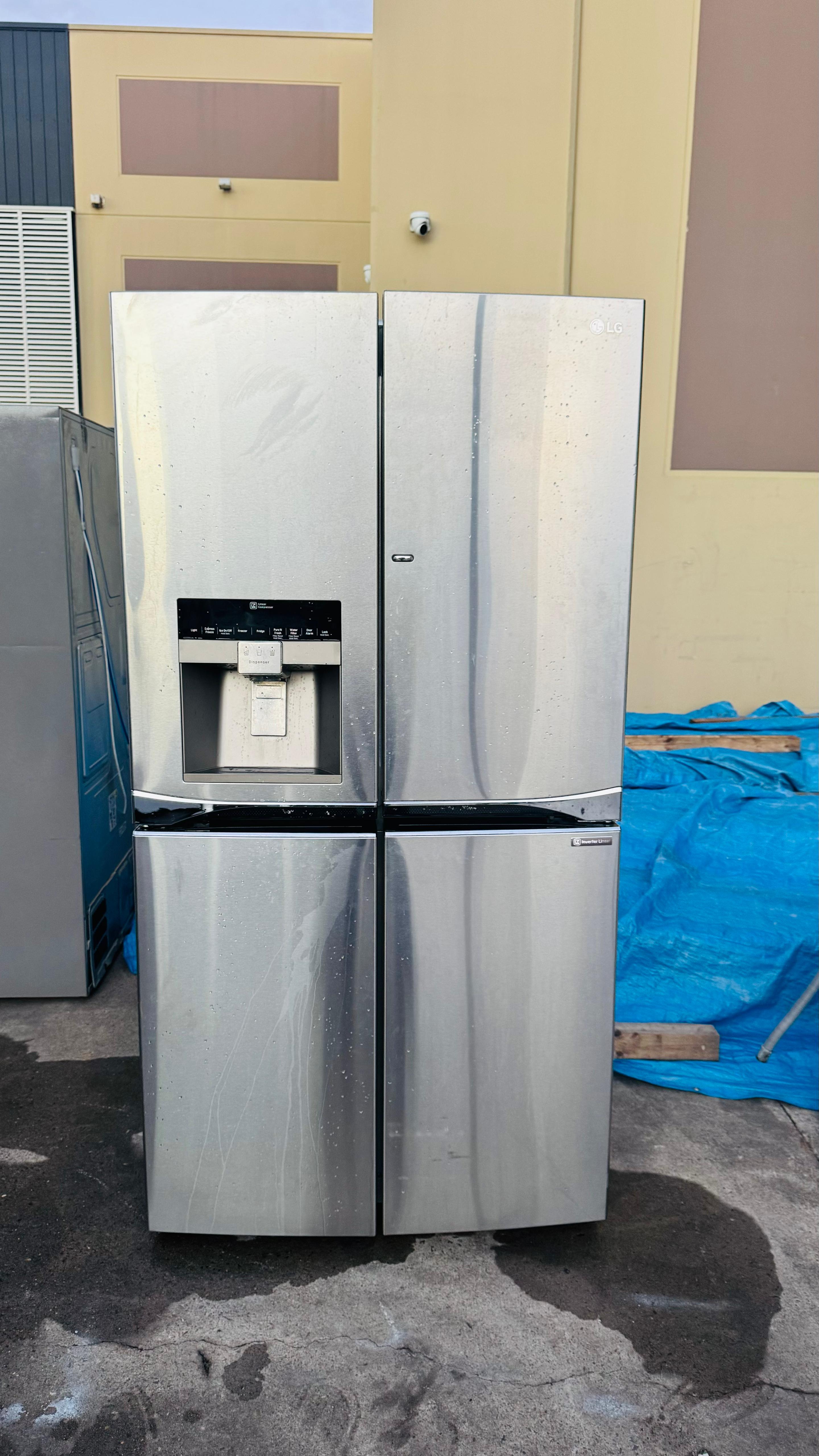 LG QUAD FRENCH DOOR 712 LITRES FRIDGE FREEZER