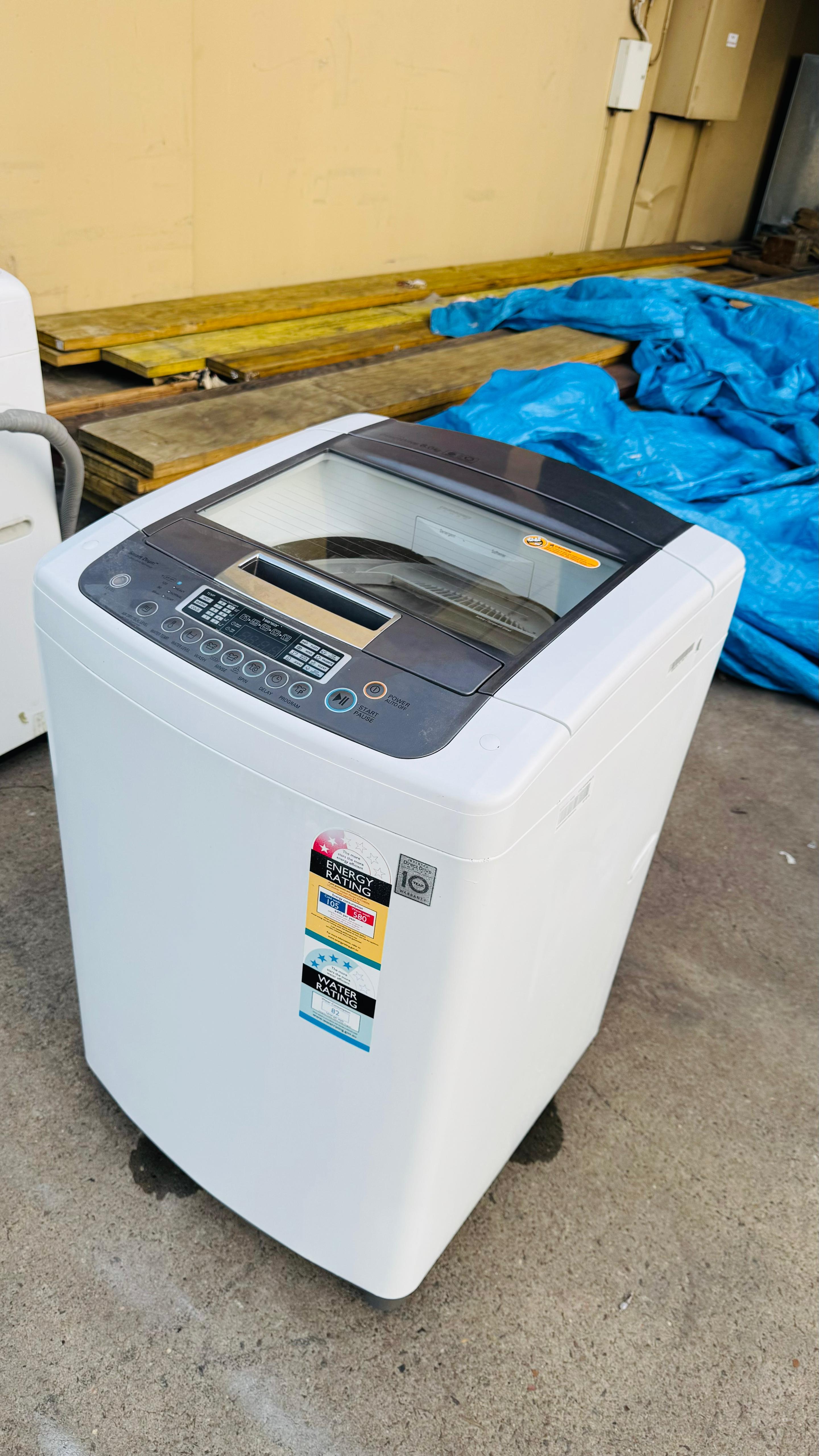LG 8 KGS TOP LOADER WASHING MACHINE