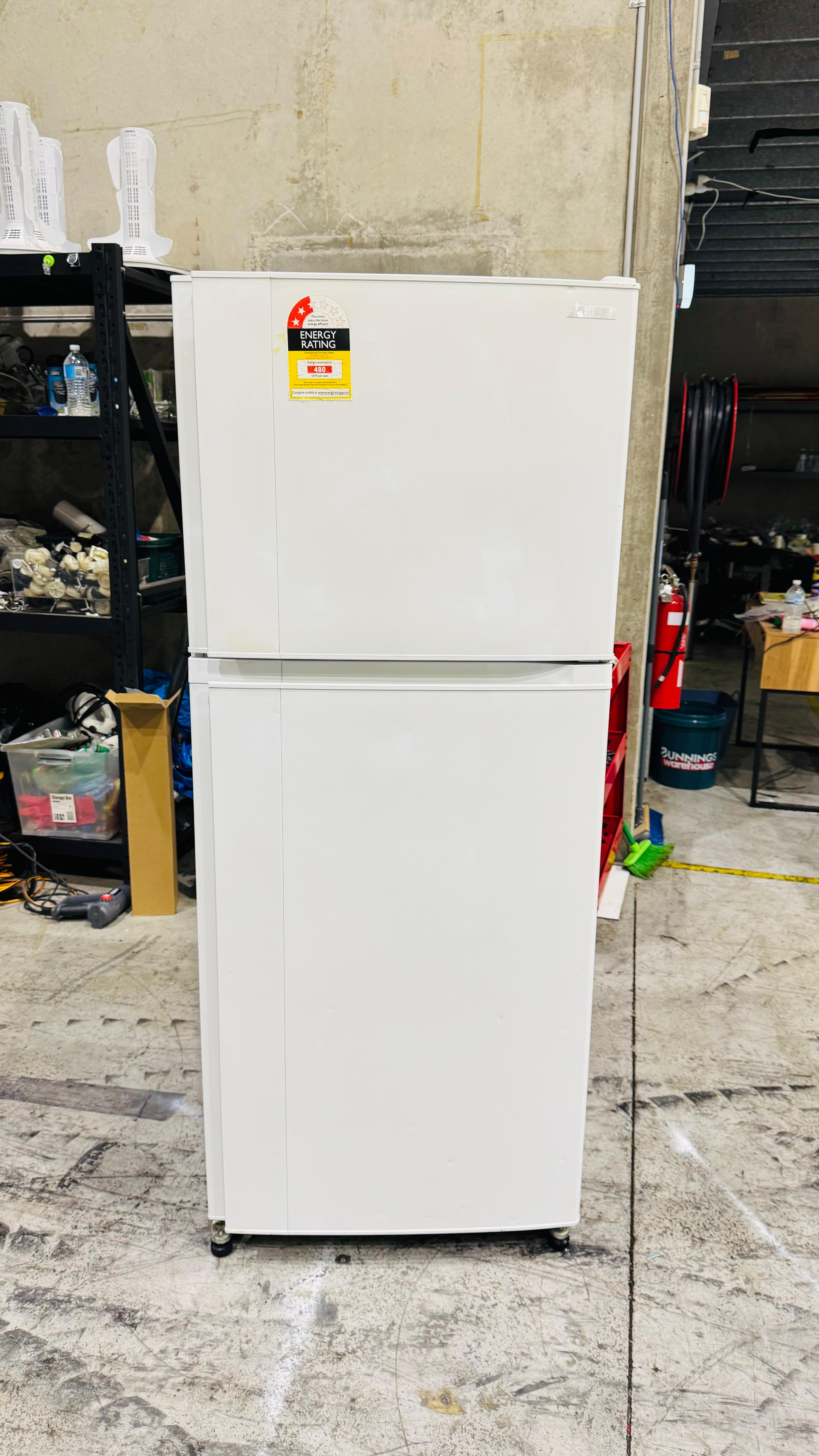 MITSUBISHI 420 LITRES FRIDGE FREEZER