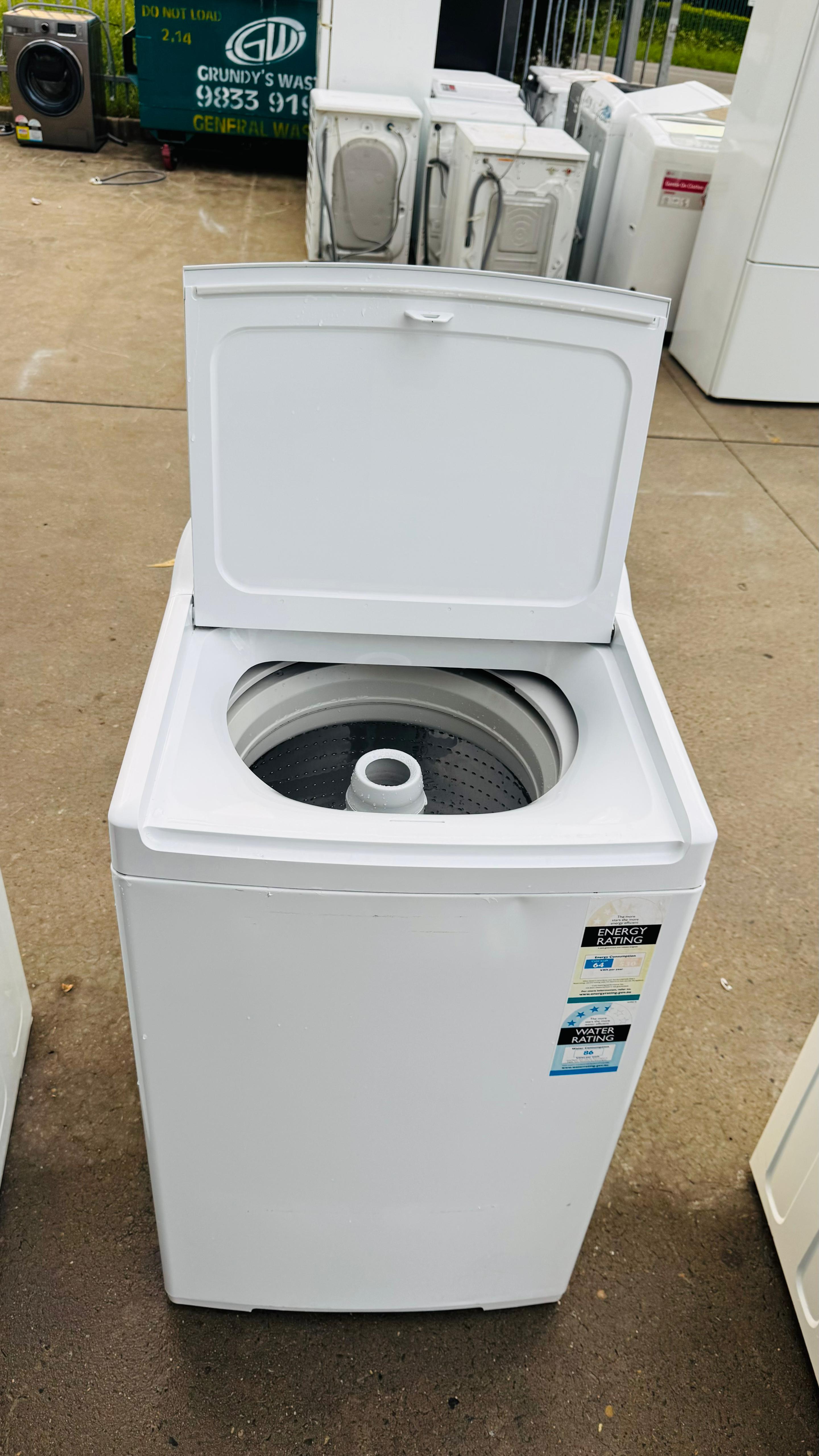 FISHER AND PAYKEL 7KGS TOP LOADER WASHING MACHINE
