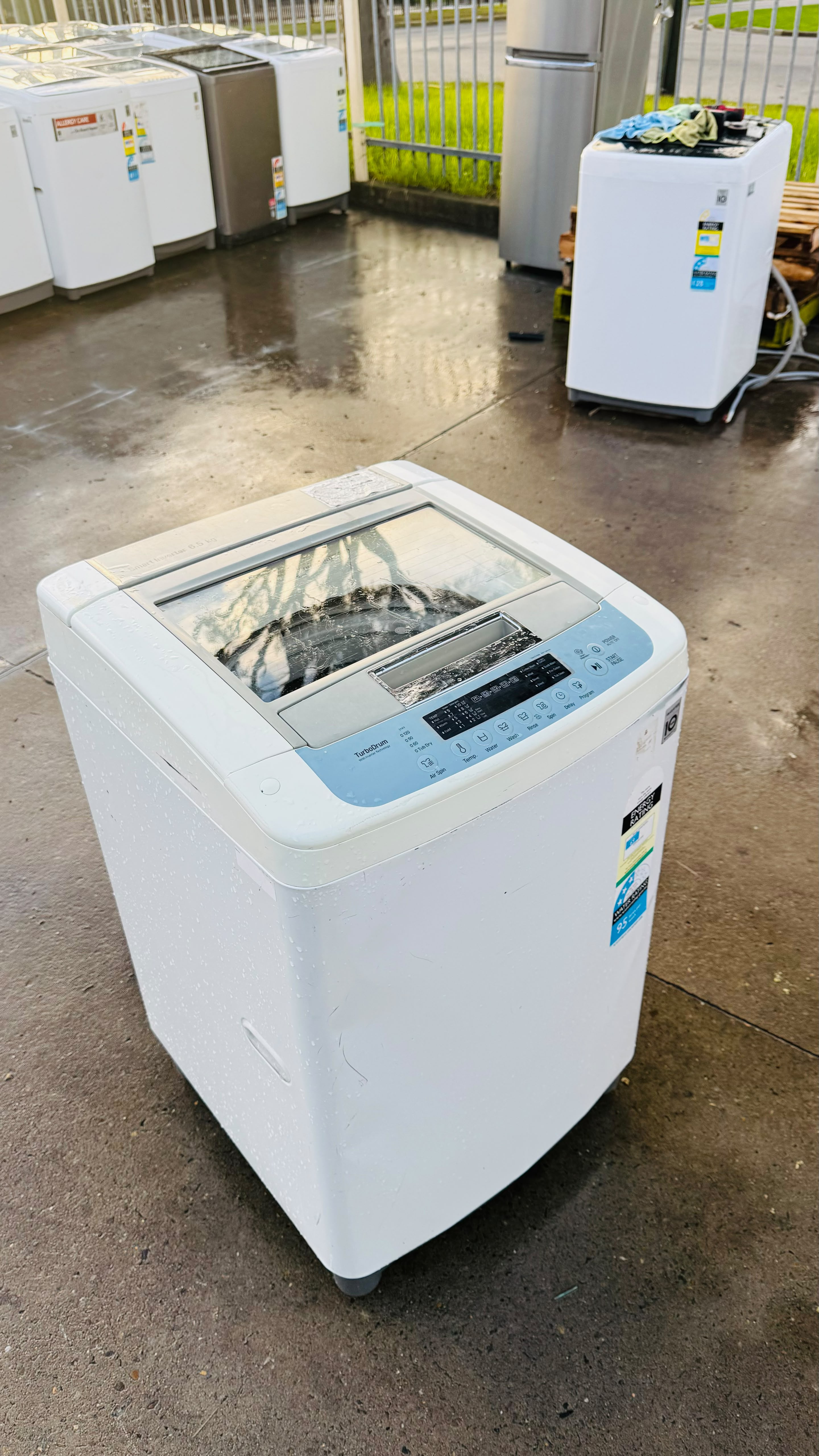 LG 6.5KGS TOP LOADER WASHING MACHINE