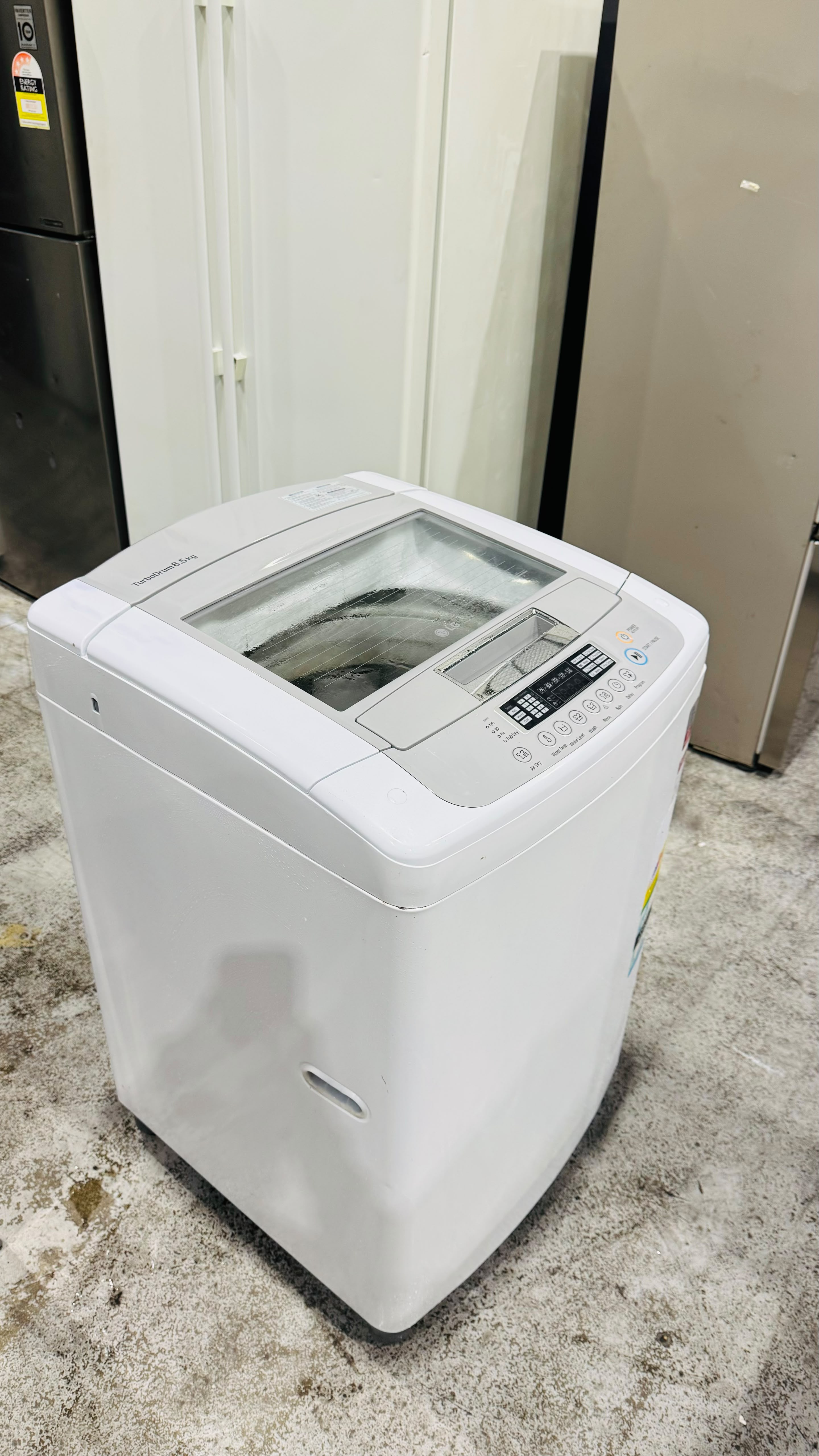 LG 8.5KGS TOP LOADER WASHING MACHINE