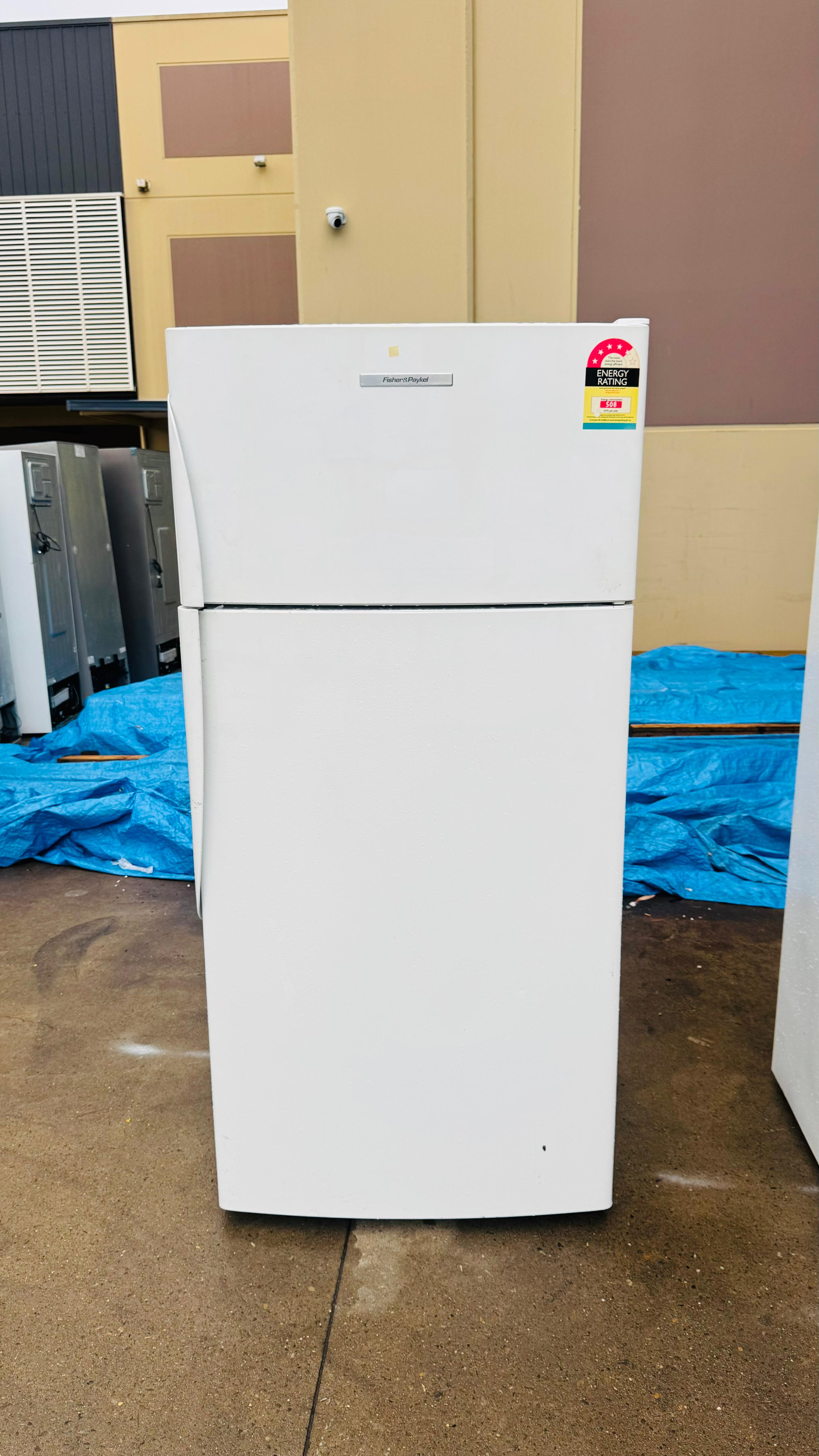 FISHER AND PAYKEL 519 LITRES FRIDGE FREEZER