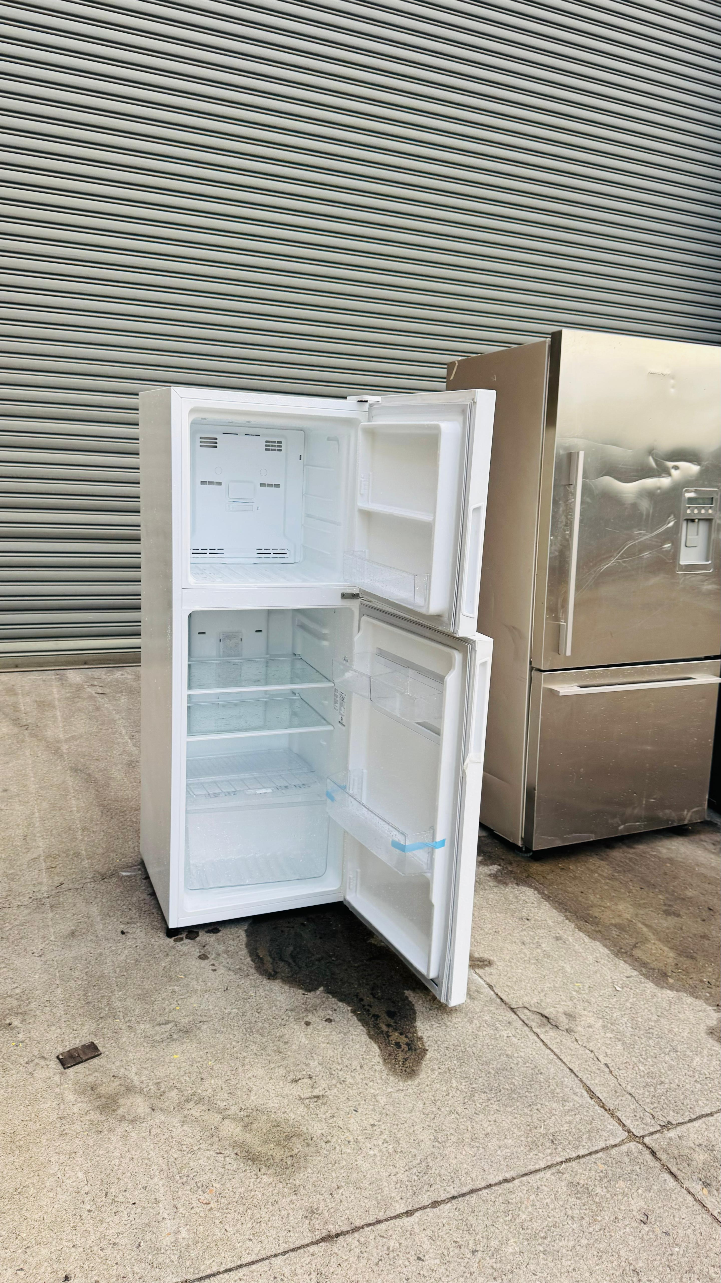 KELVINATOR 245 LITRES FRIDGE FREEZER