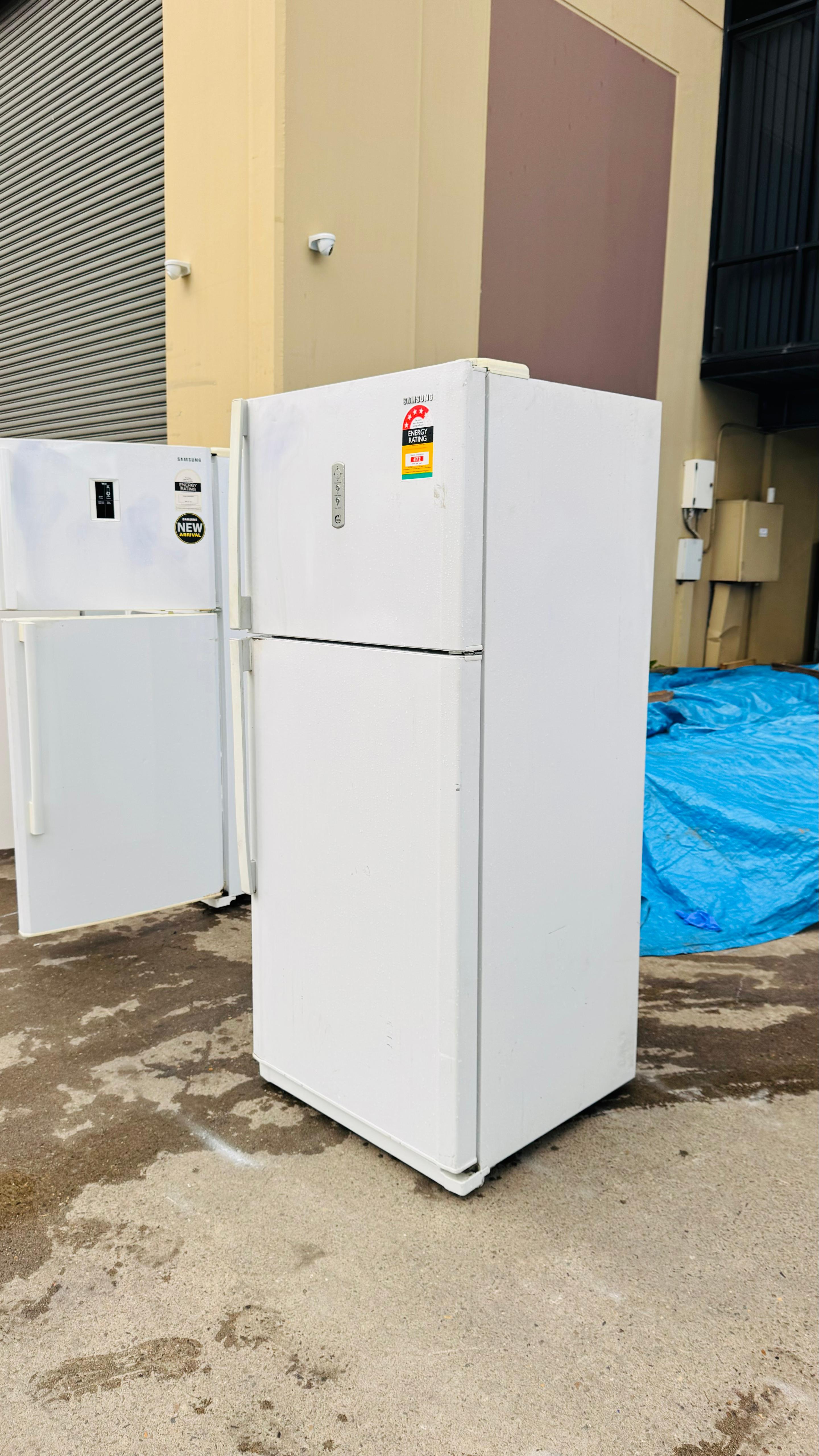 SAMSUNG 447 LITRES FRIDGE FREEZER