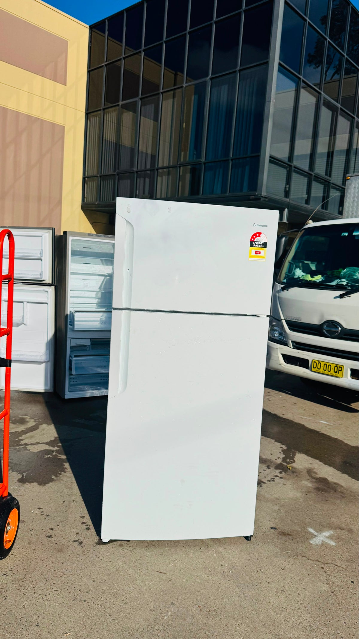 WESTINGHOUSE 537 LITRES FRIDGE FREEZER