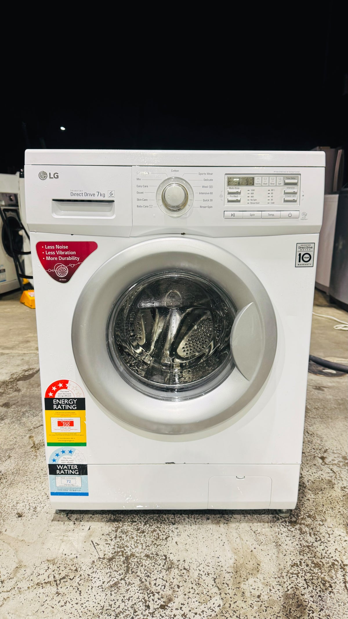 LG 7KGS FRONT LOADER WASHING MACHINE