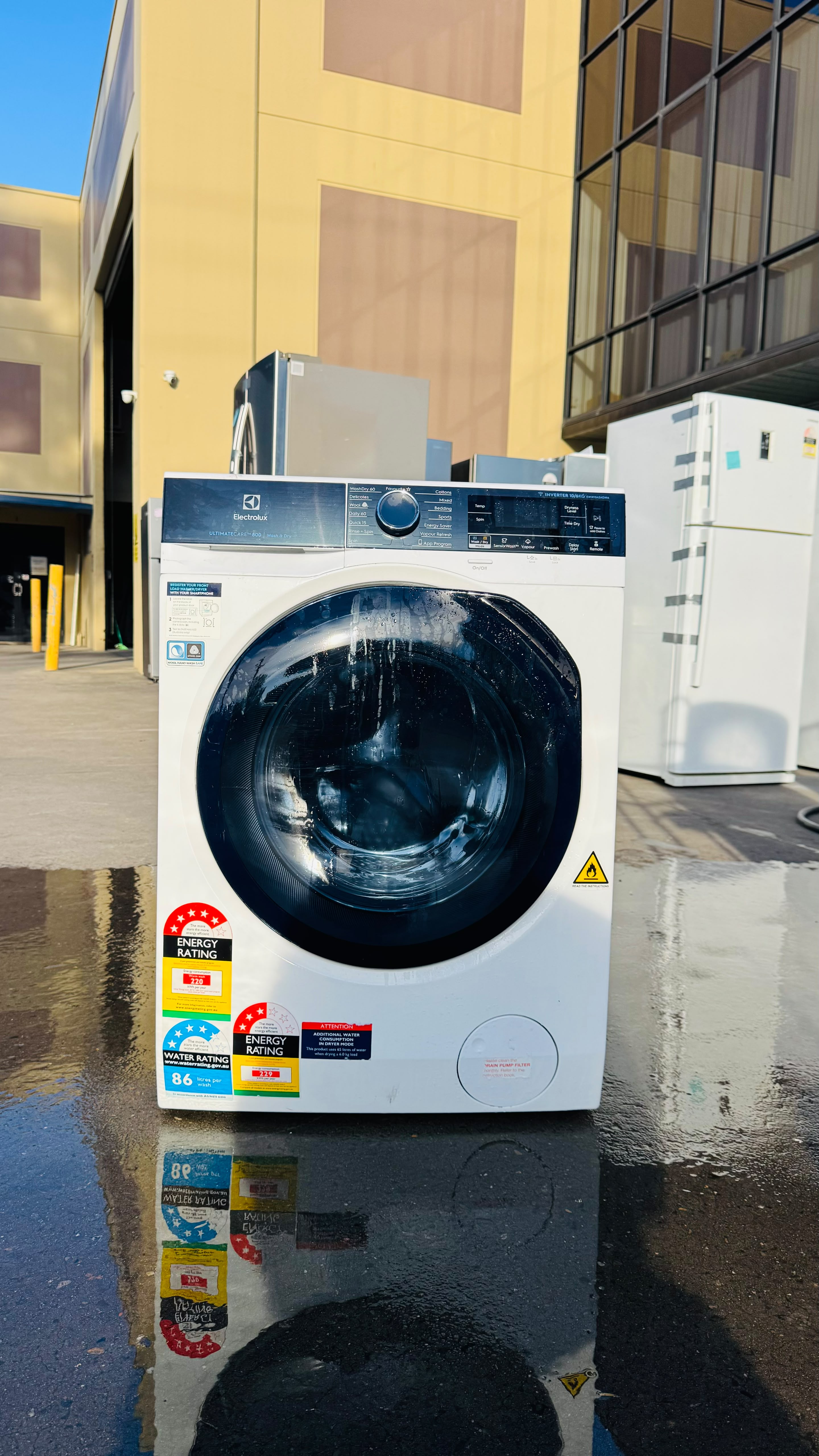 ELECTROLUX 10KGS FRONT LOADER WASHING MACHINE