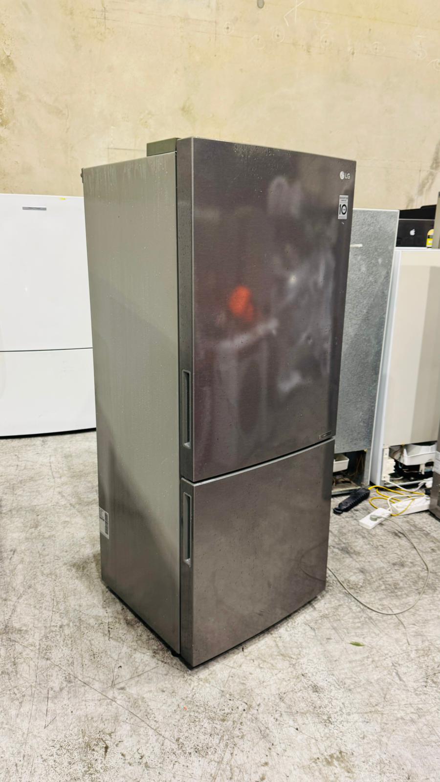 LG 450 LITRES FRIDGE FREEZER
