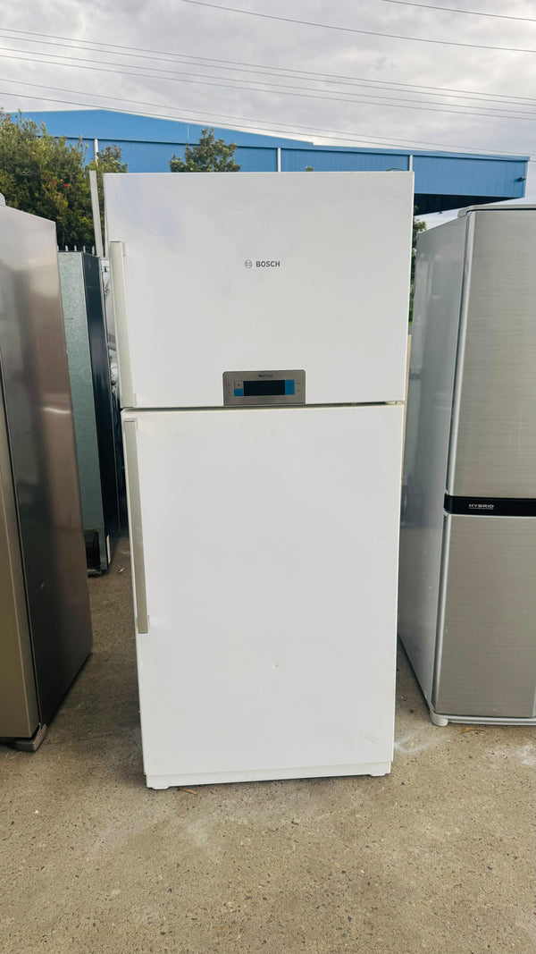 BOSCH 525 LITRES FRIDGE FREEZER