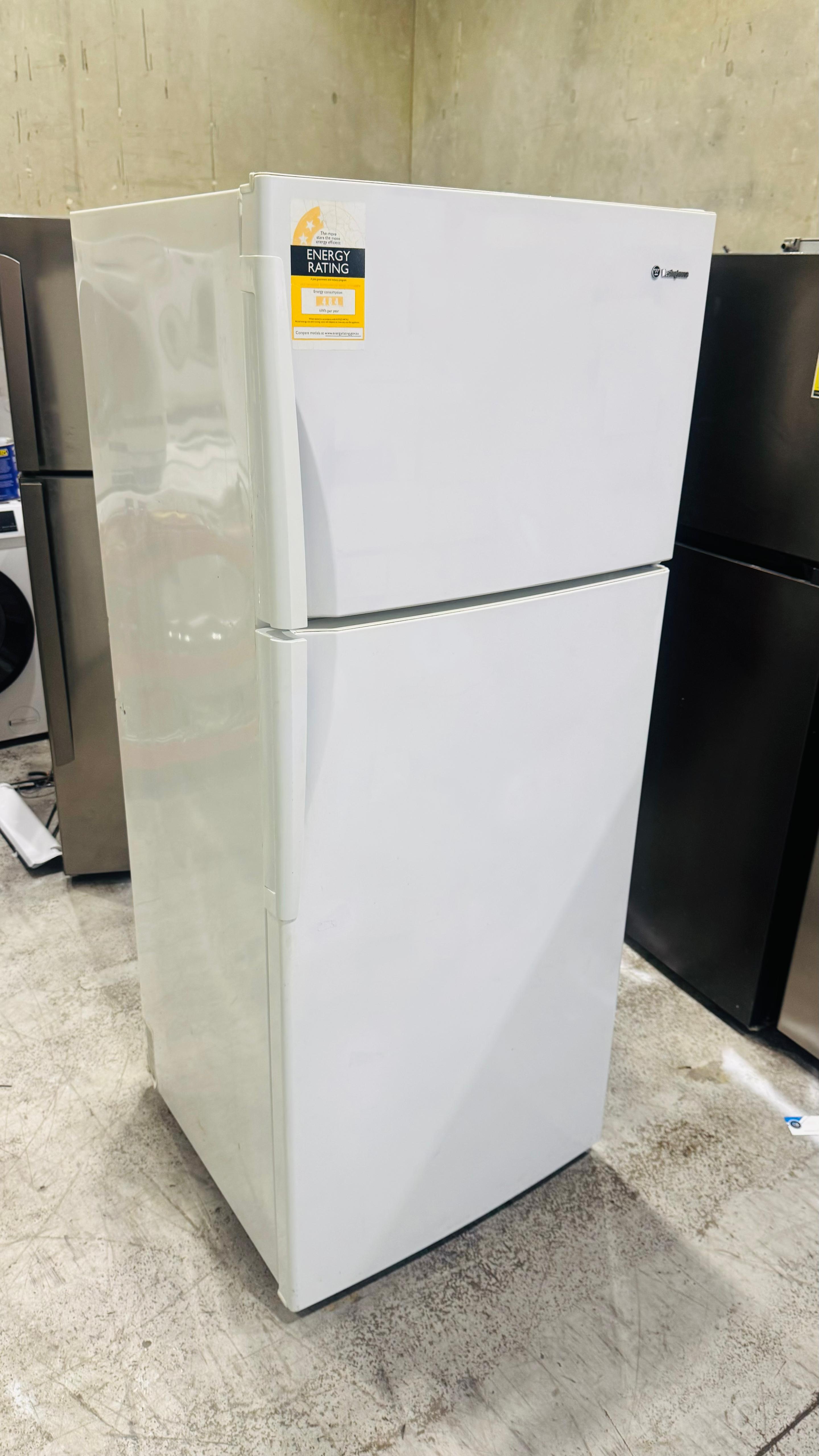 WESTINGHOUSE 440 LITRES FRIDGE FREEZER