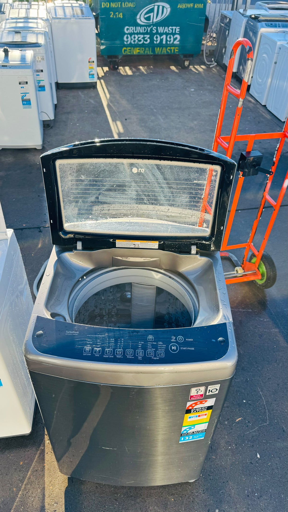 LG 9KGS TOP LOADER WASHING MACHINE