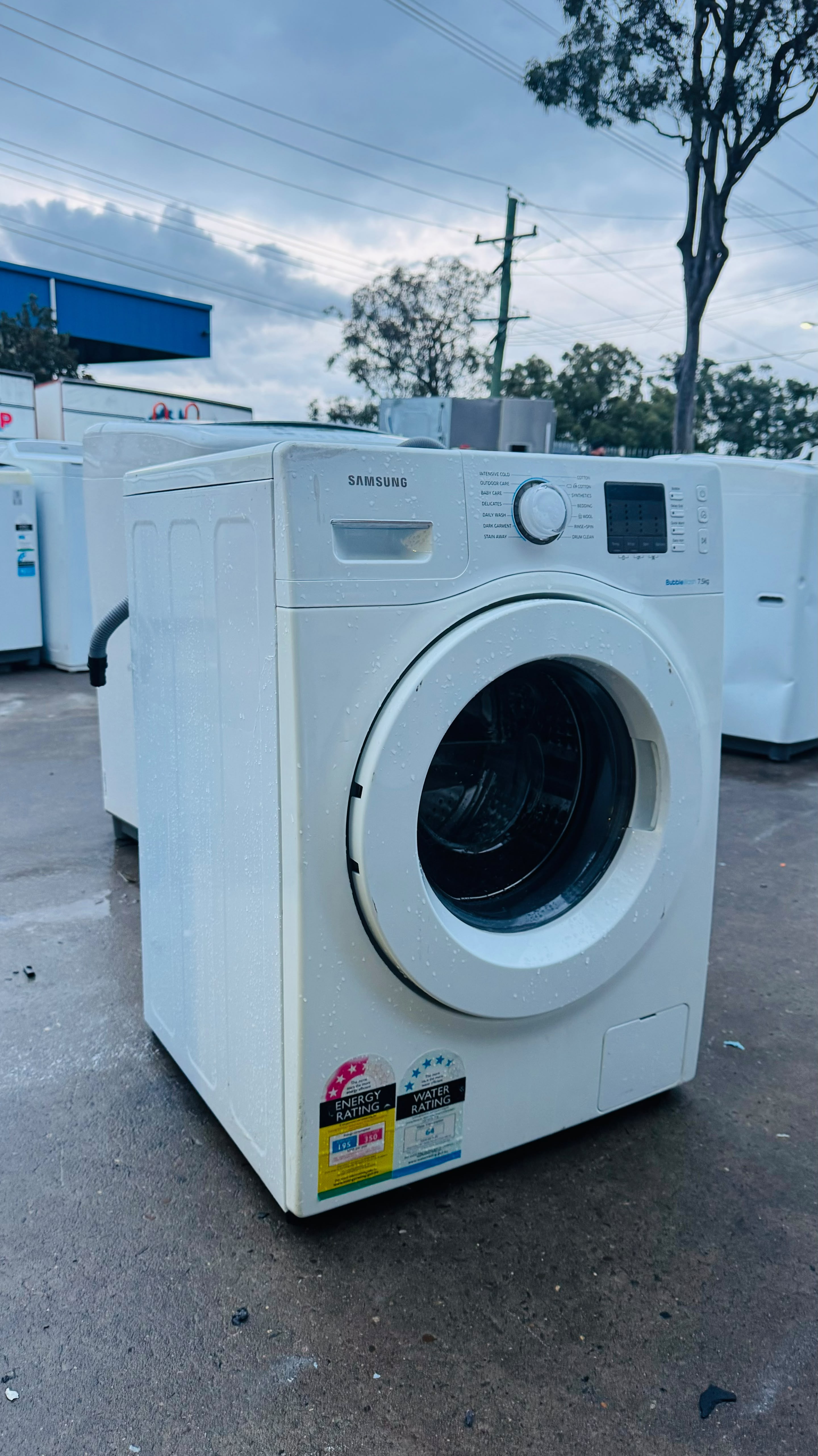 SAMSUNG 7.5KGS FRONT LOADER WASHING MACHINE