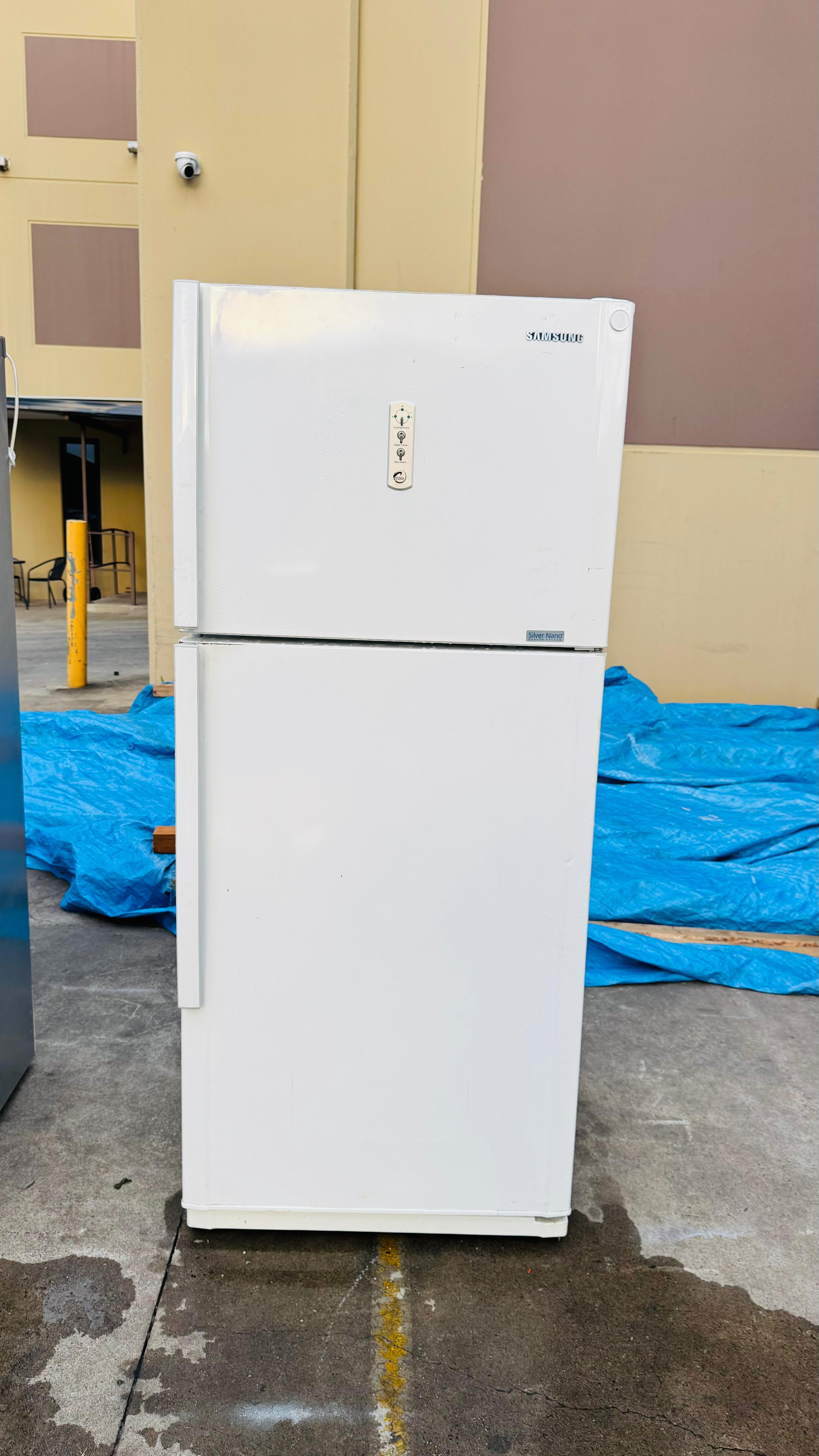 SAMSUNG 423 LITRES FRIDGE FREEZER