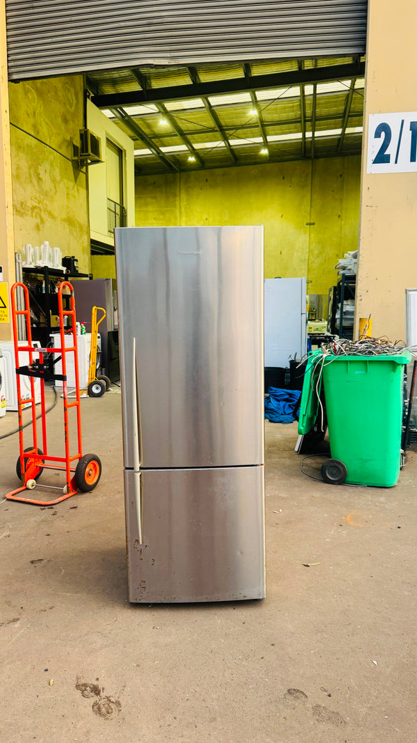 FISHER AND PAYKEL 403 LITRES FRIDGE FREEZER