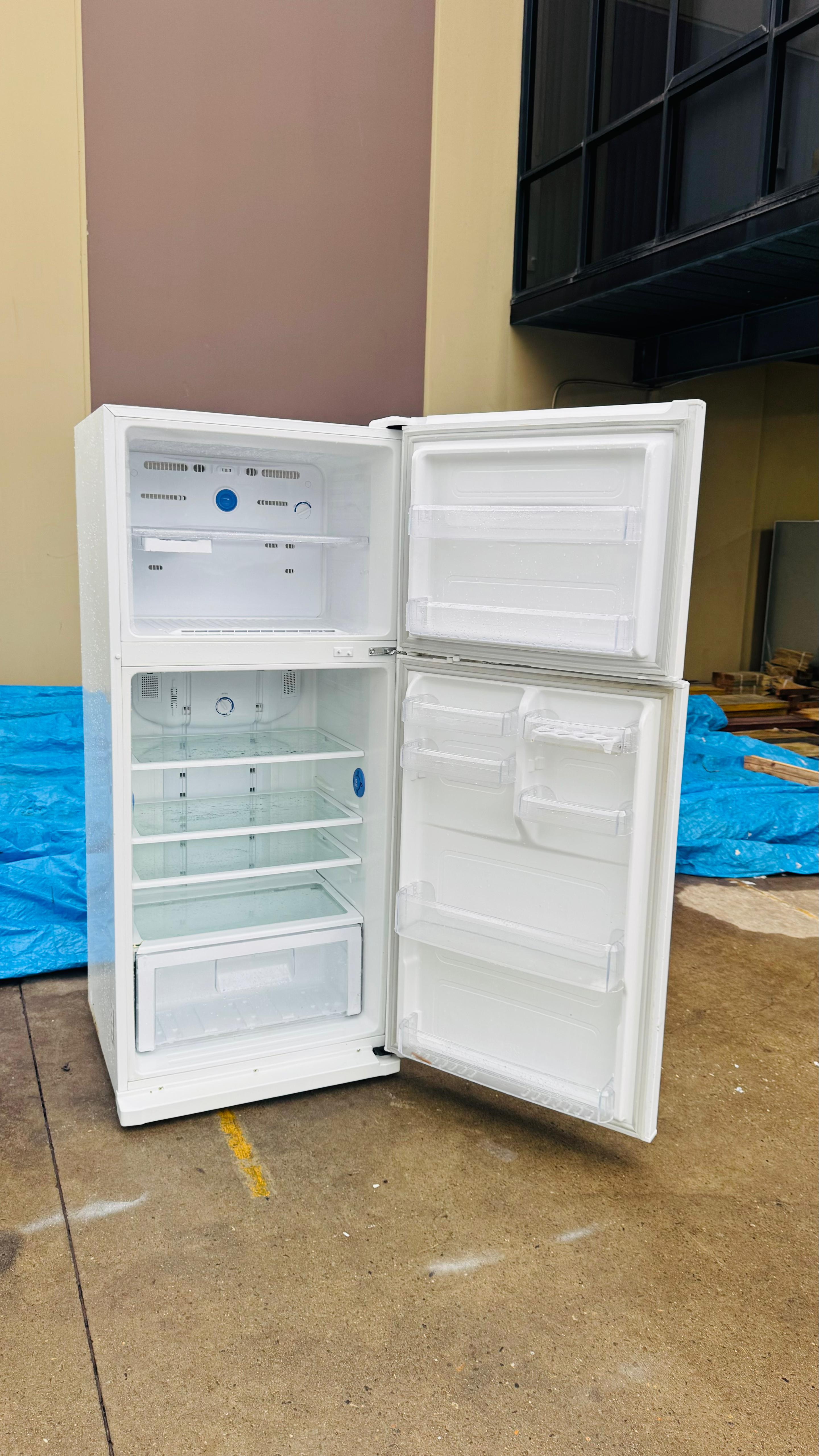 SAMSUNG 434 LITRES FRIDGE FREEZER
